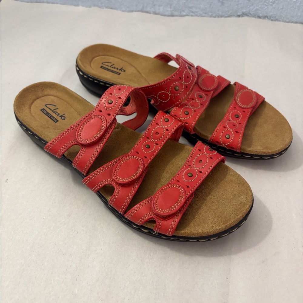Clarks Women's Vibrant Red/Tan Sandals SZ 8 M Leather Comfy Padded Gladiator